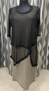 Čierno bežové krátke šaty s prehozom - Lila - Moody Moda